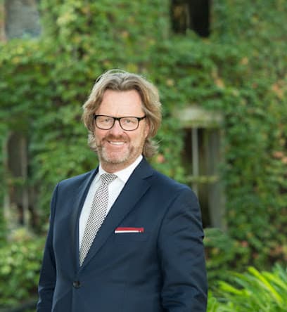 Michael Thornton Barrister & Solicitor